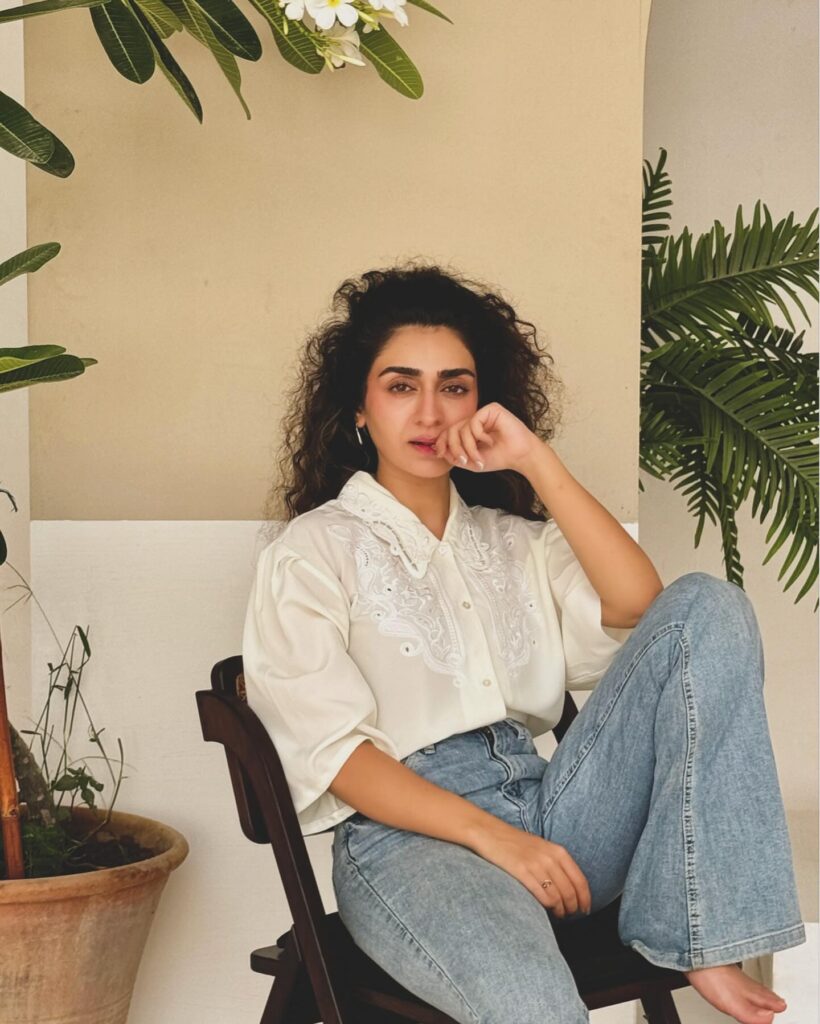 Hajra Yamin Discusses Marriage Plans & Playing Sumbal in Noor Jahan