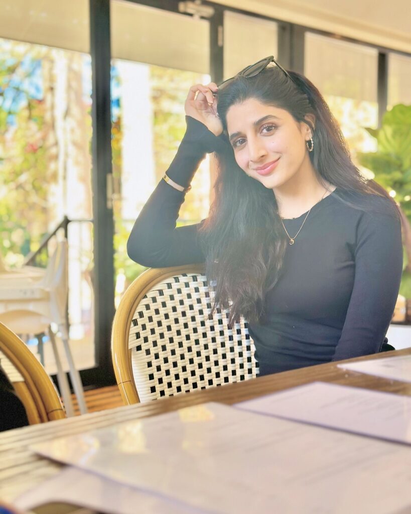 Mawra Hocane Is Vacationing with Her Family in Australia