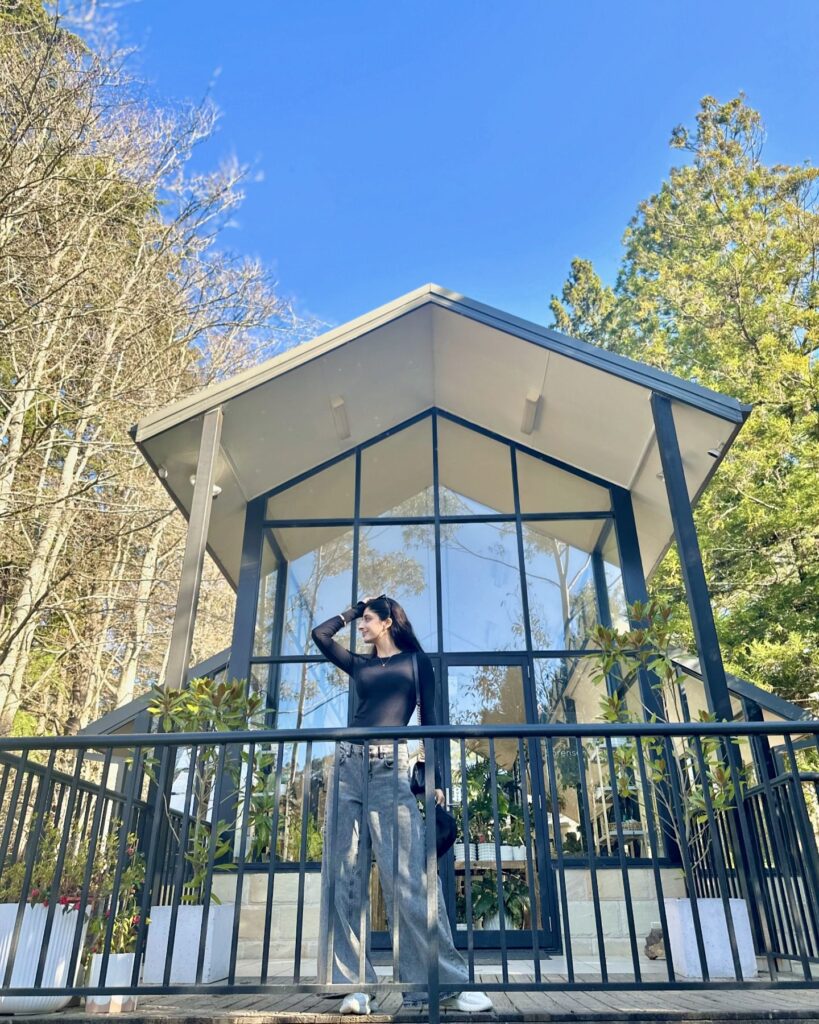 Mawra Hocane Is Vacationing with Her Family in Australia