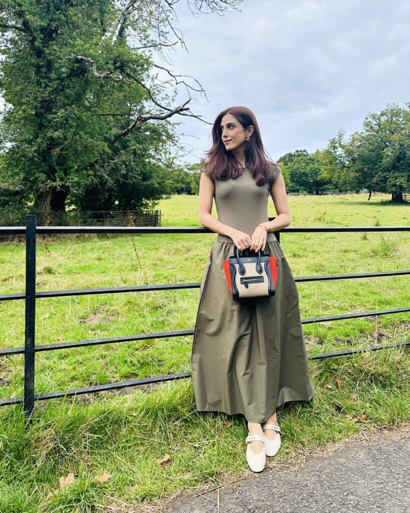 Maya Ali's Gorgeous Family Pictures from the UK