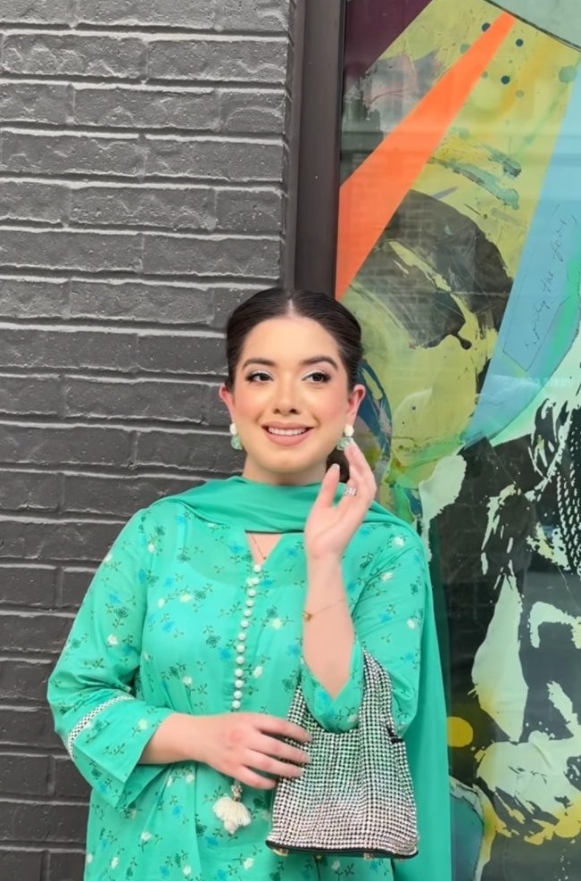 Arisha Razi Beautiful New Pictures From New York