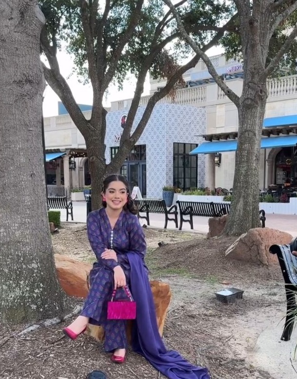 Arisha Razi Beautiful New Pictures From New York