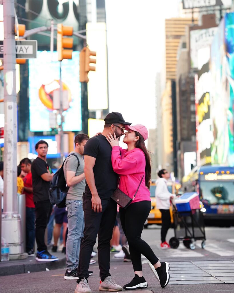 Arisha Razi Khan Is Vacationing in America with Her Husband