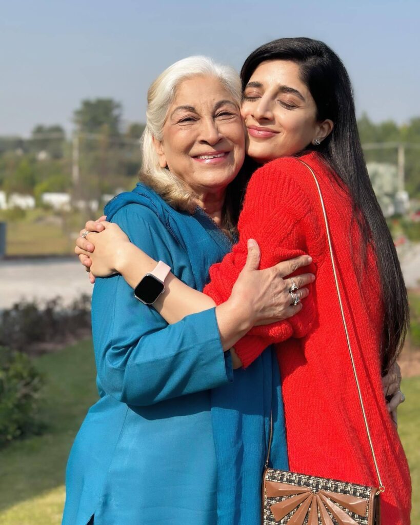 Azra Mansoor Discussed Mawra Hocane’s Behavior