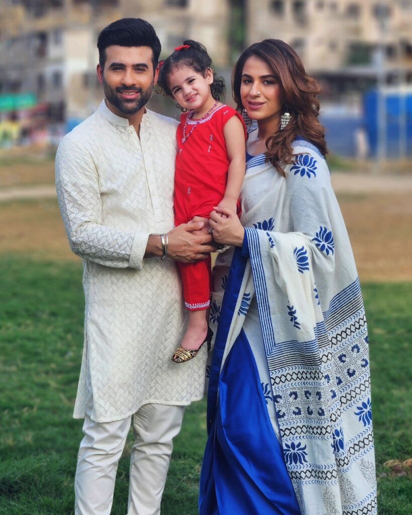 Faizan Sheikh’s Adorable Family Pictures & Video