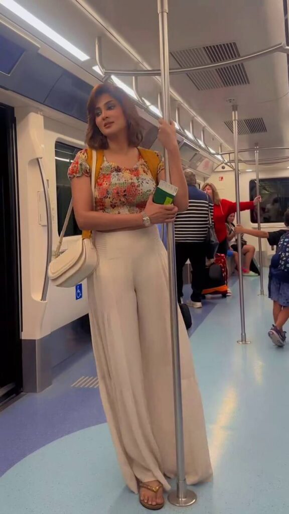 Fiza Ali Faced Backlash from USA For Her Recent Instagram Reels