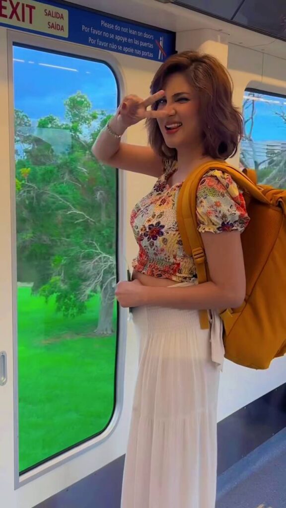 Fiza Ali Faced Backlash from USA For Her Recent Instagram Reels