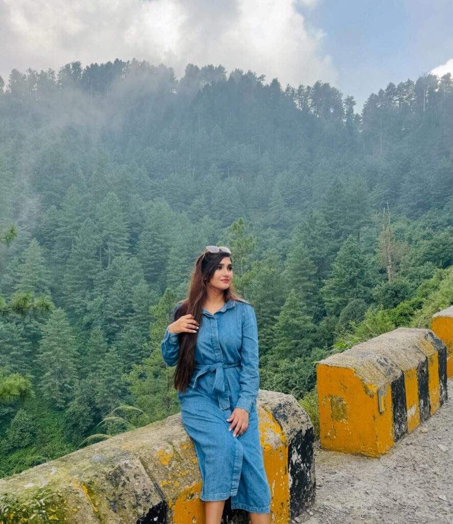 Gorgeous Family Pictures of Hassan Ali from Murree