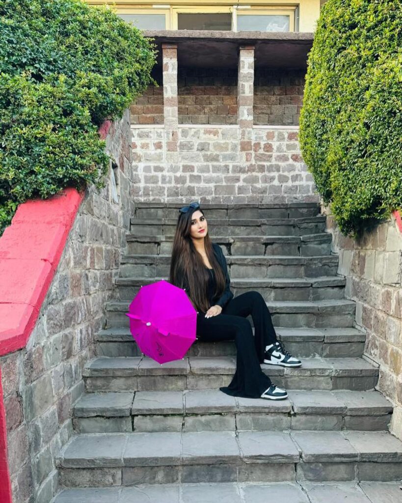 Gorgeous Family Pictures of Hassan Ali from Murree