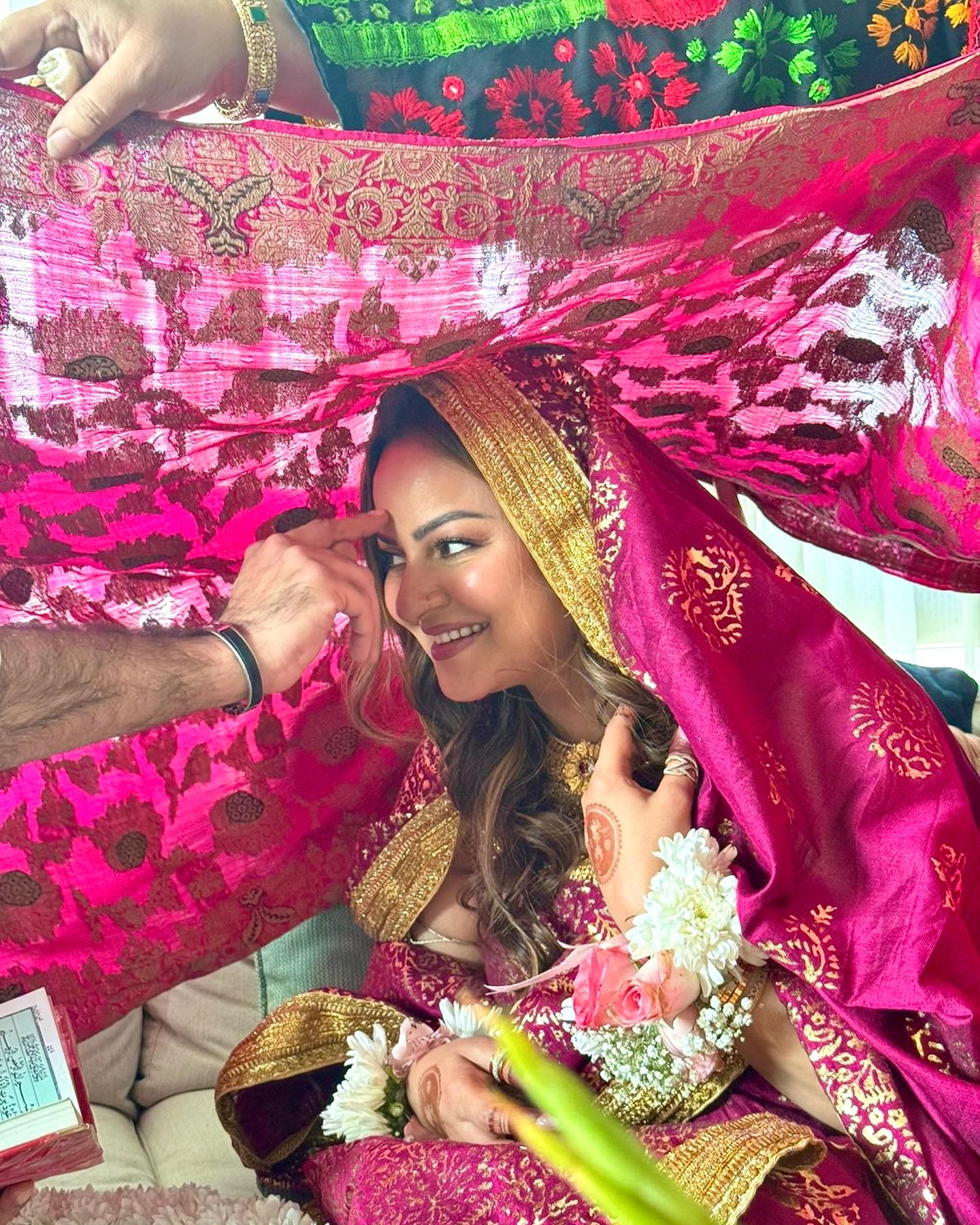 Juvaria Abbasi Nikah Pictures & Videos