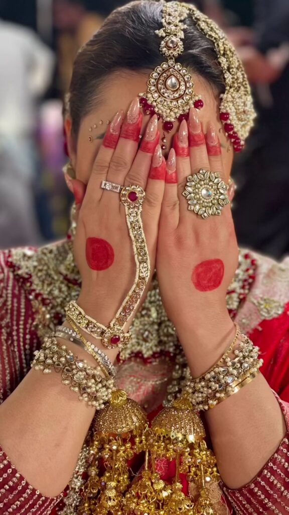 Juvaria Abbasi Nikah Pictures & Videos