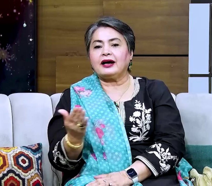 Kanwal Amin Expressed Regret About His Son Ali Zafar