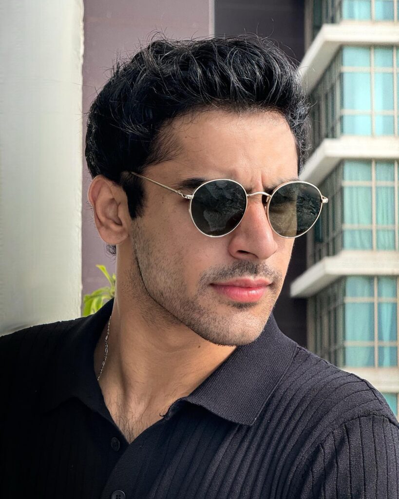 Khushhal Khan Cast of Duniyapur, Schedule & Timings