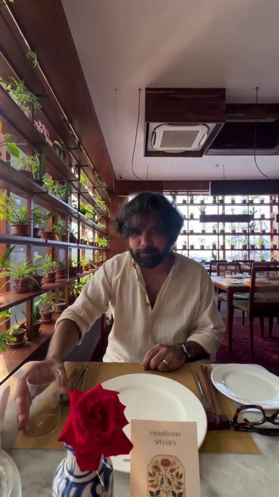 Latest Pictures of Yasir Hussain & Iqra Aziz's Visit to Lahore