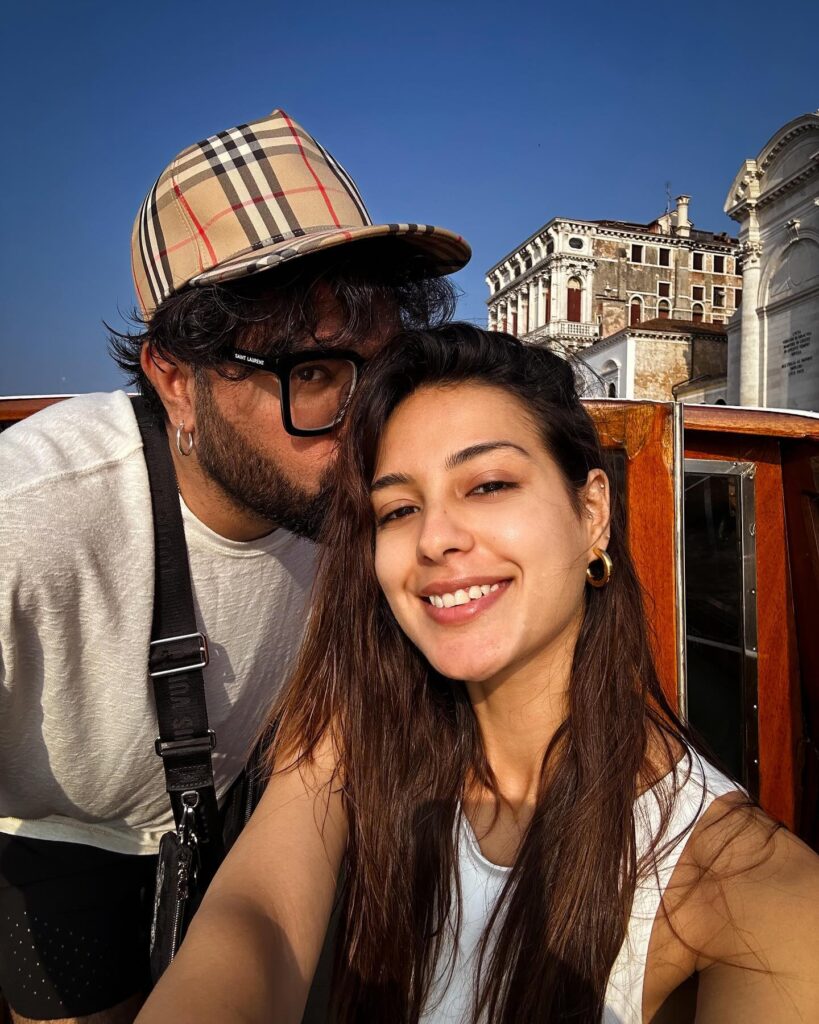 Latest Pictures of Yasir Hussain & Iqra Aziz's Visit to Lahore