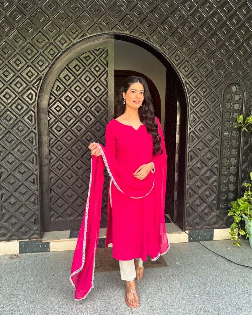 Madiha Iftikhar Cast of Ghair, Schedule & Timings