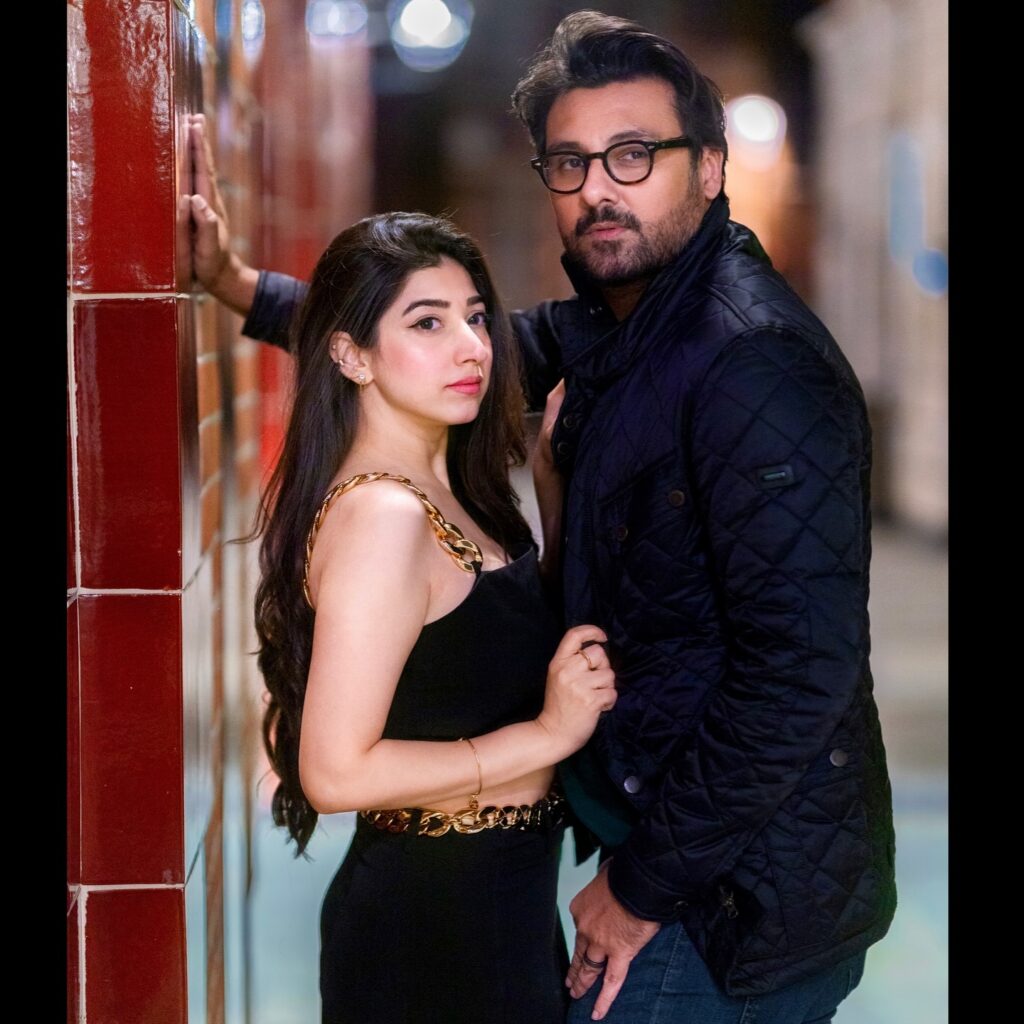 Mariyam Nafees Stylish Pictures With Husband