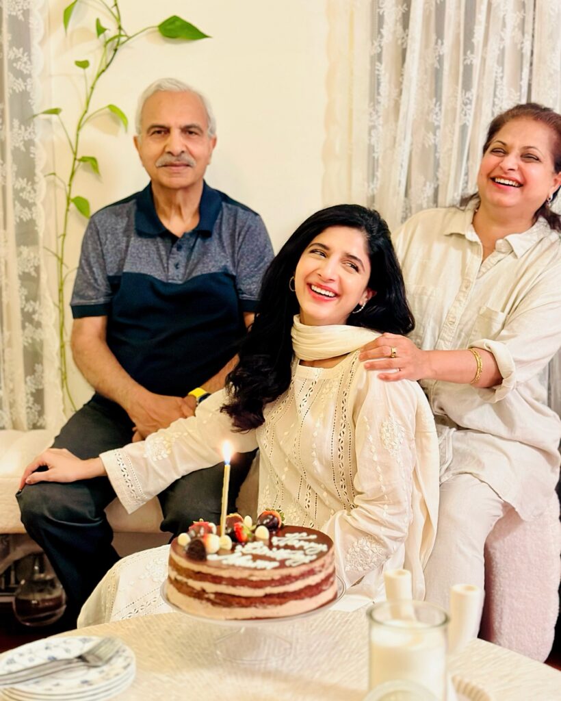 Mawra Hocane Is Celebrating Her Birthday with Her Family