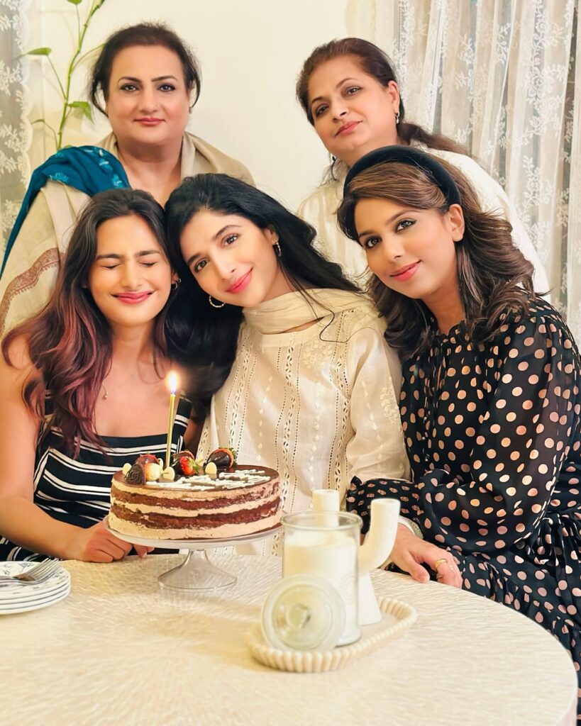 Mawra Hocane Is Celebrating Her Birthday with Her Family
