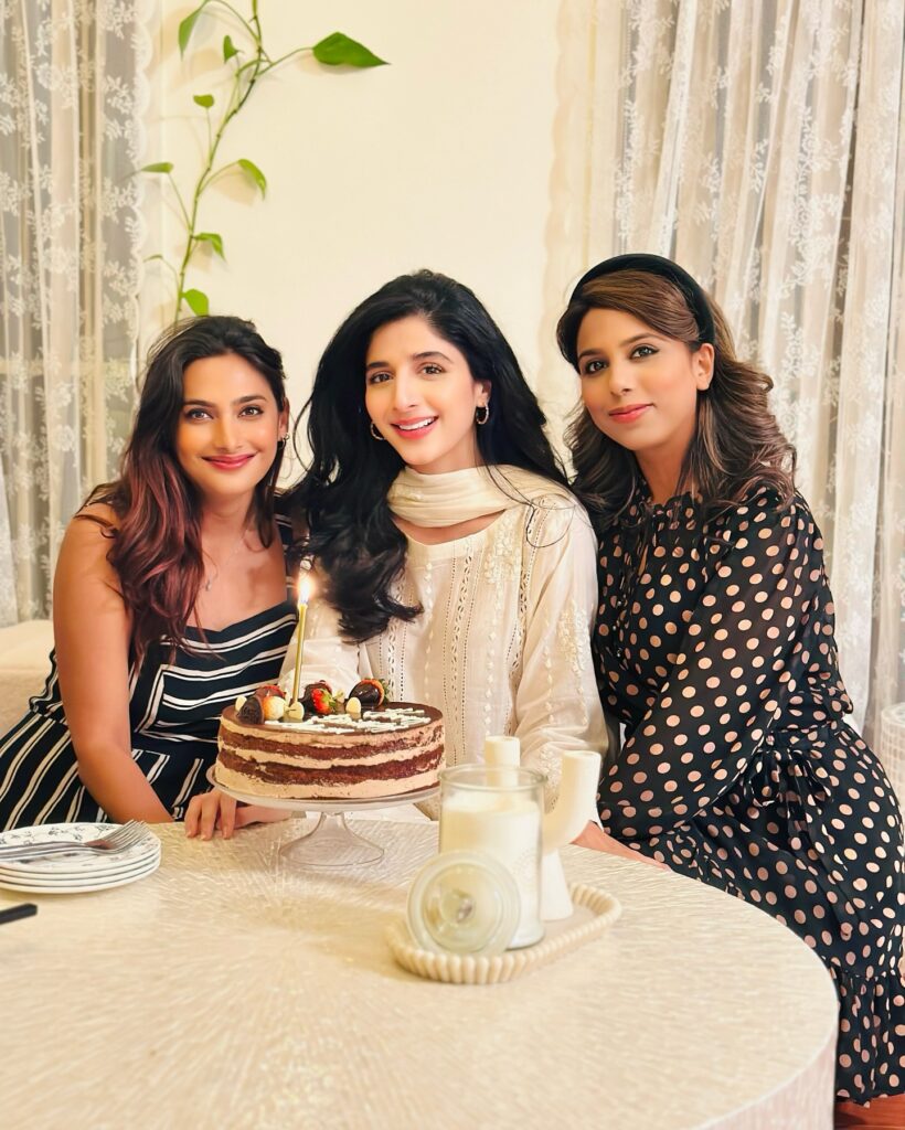 Mawra Hocane Is Celebrating Her Birthday with Her Family