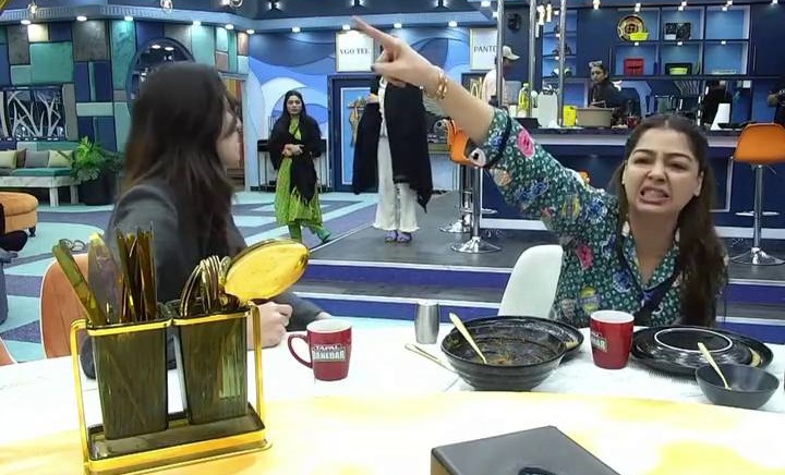 Tamasha 3 Saima Baloch Under Fire for Getting Angry During a Quarrel with Aqeel