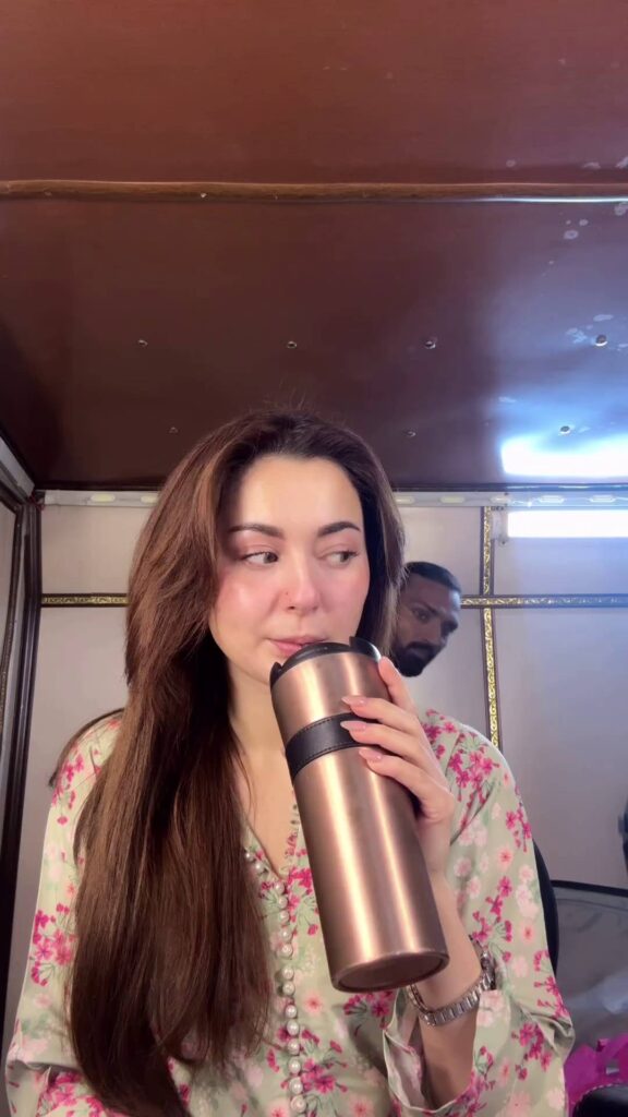 Video Of Sharjeena's Makeover for Kabhi Main Kabhi Tum Is Shared by Hania Aamir
