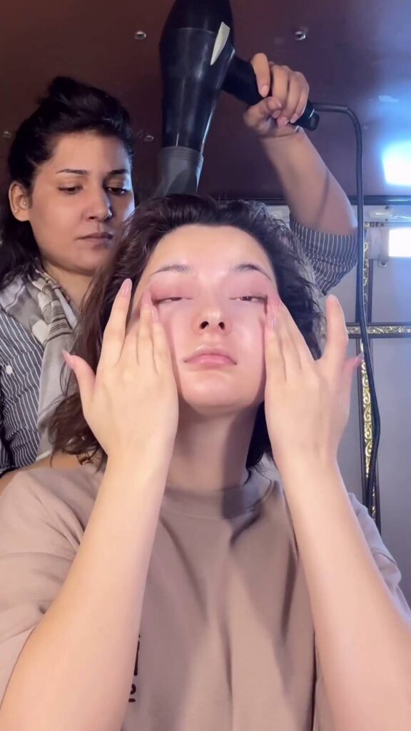 Video Of Sharjeena's Makeover for Kabhi Main Kabhi Tum Is Shared by Hania Aamir