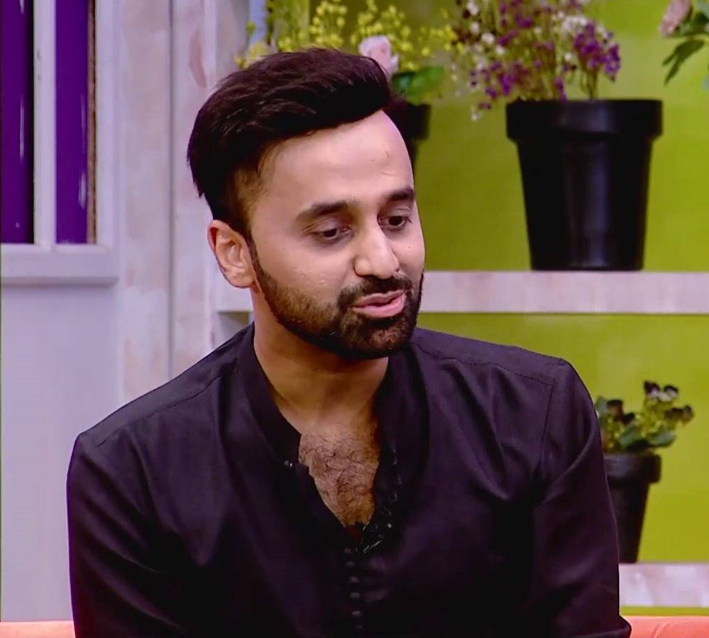 Waseem Badami Recalls Aamir Liaquat & Junaid Jamshed with Emotion