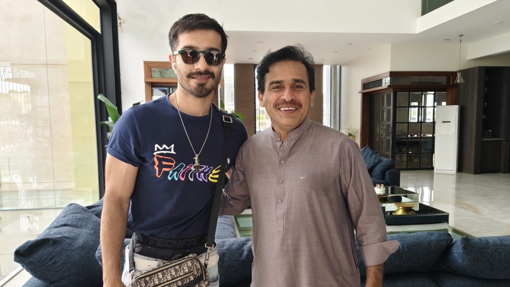 Ali Gul Mallah Cast of Nadaan, Schedule & Timings