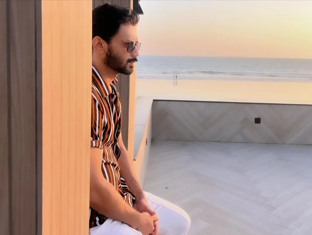 Ayeza Khan & Feroze Khan Upcoming Drama Humraaz BTS Pictures & Video