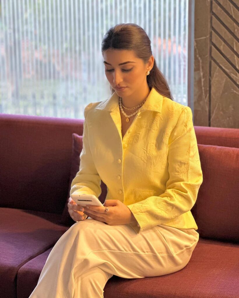Beautiful Pictures of Kabhi Main Kabhi Tum Fame Areej Chaudhary