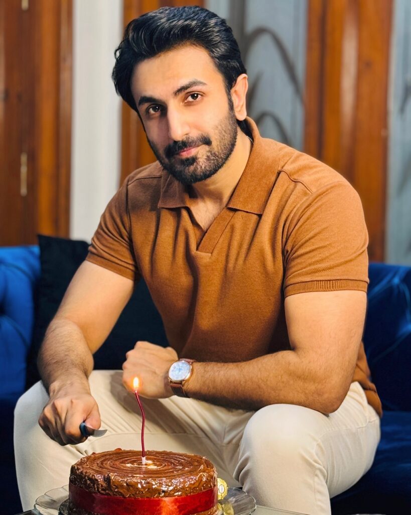 Hammad Shoaib Cast of Nadaan, Schedule & Timings