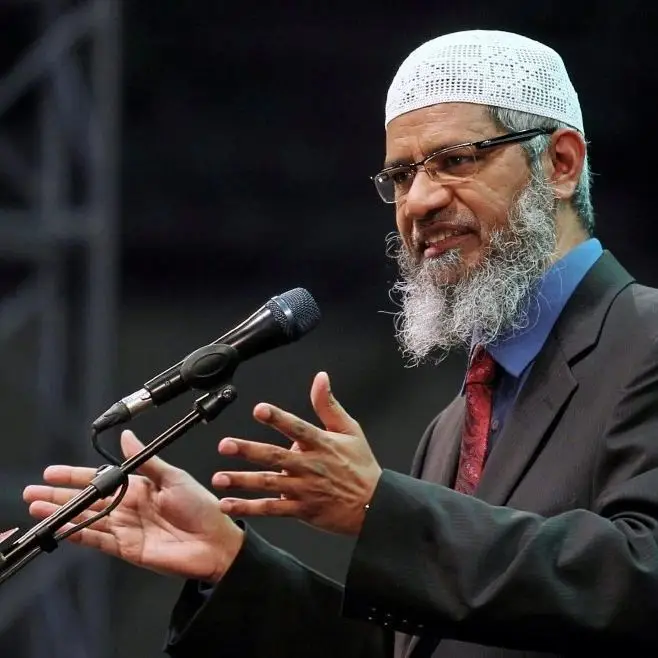 Iqrar Ul Hassan Is Criticized By The Public For Criticizing Dr Zakir Naik