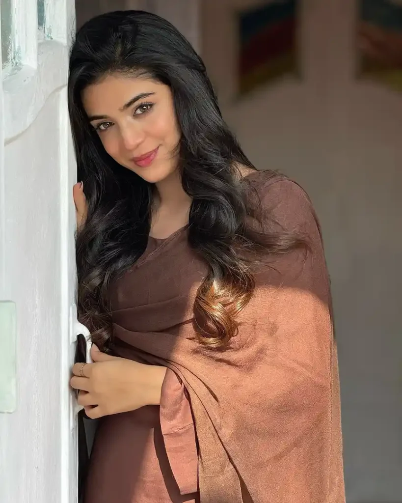 Laiba Khan Says Goodbye To Kaffara With A Message & BTS