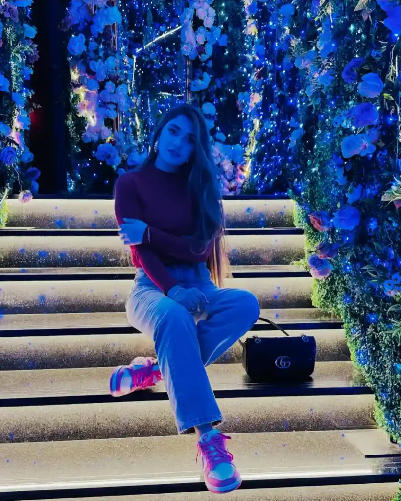 Hassan Ali New Amazing Family Pictures
