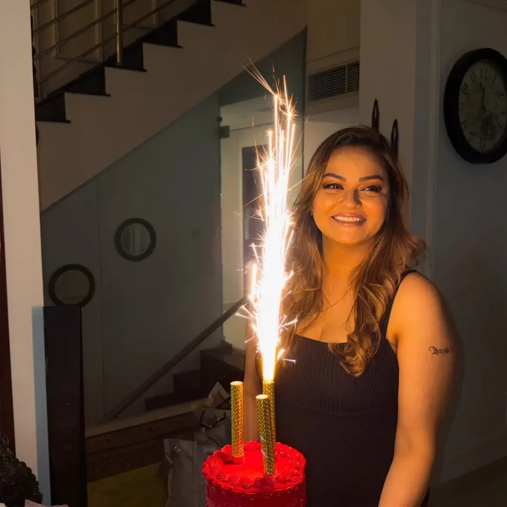 Javeria Abbasi & Her Husband Celebrate Her Birthday