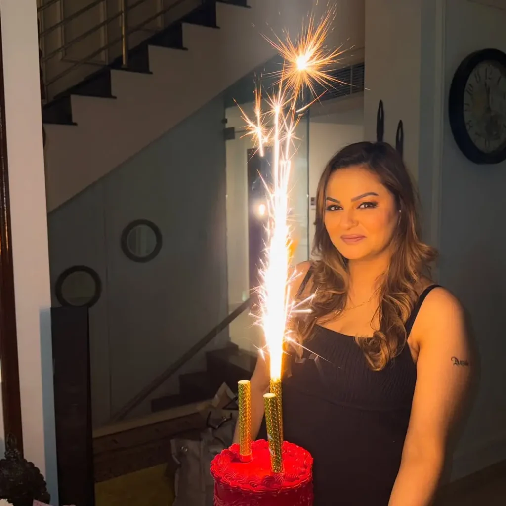 Javeria Abbasi & Her Husband Celebrate Her Birthday