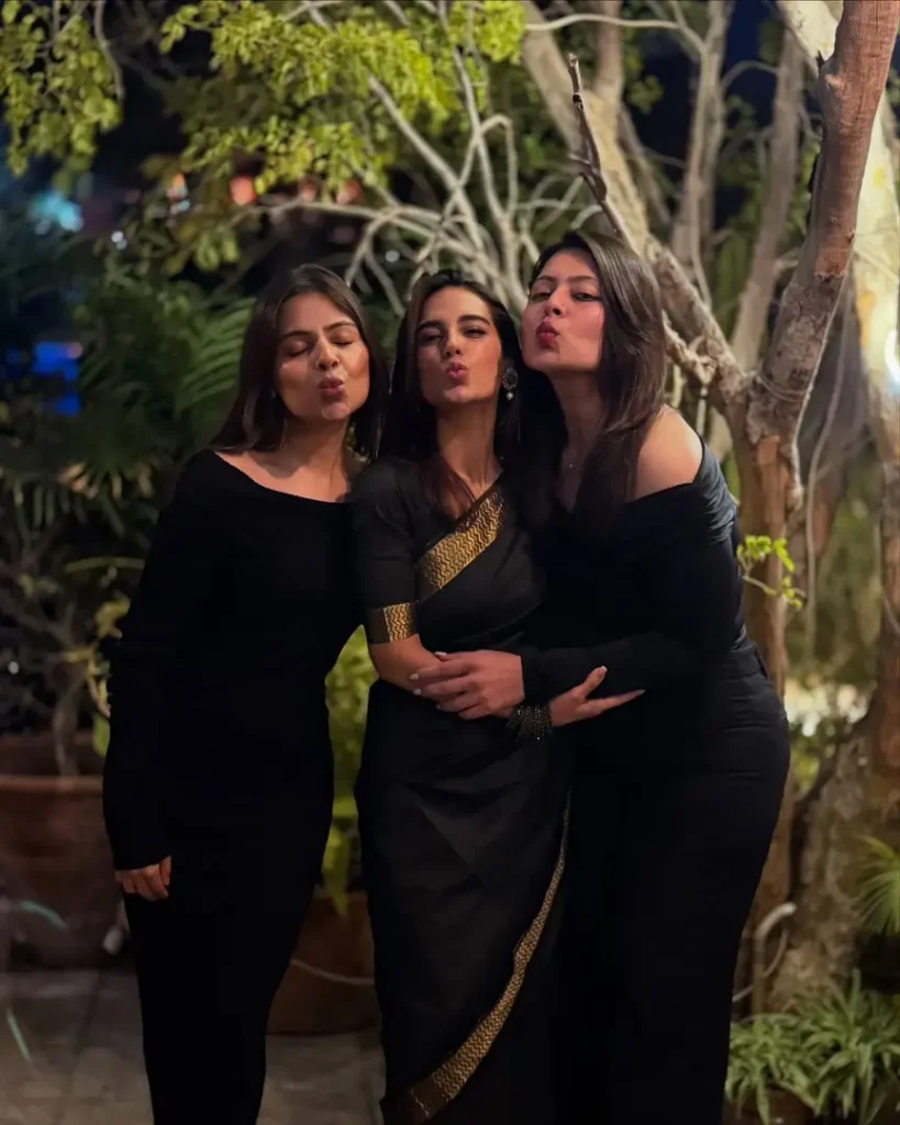 Pictures From The Fifth Anniversary Dinner Of Iqra Aziz & Yasir Hussain