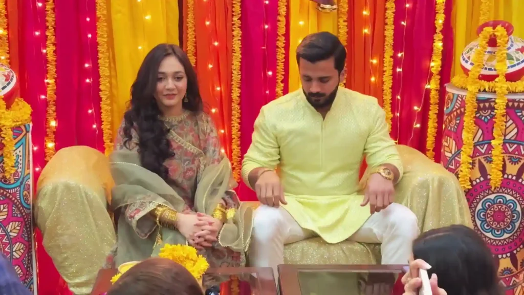 Pictures of Rajab Butt and Wife's First Dholki