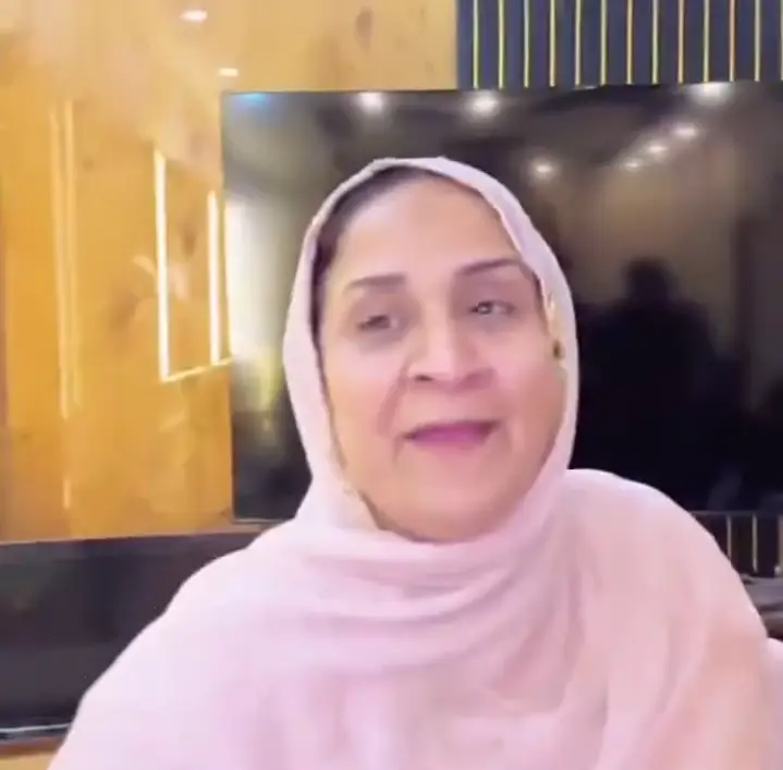 Rajab Butt Faces Backlash For Ignoring Parents