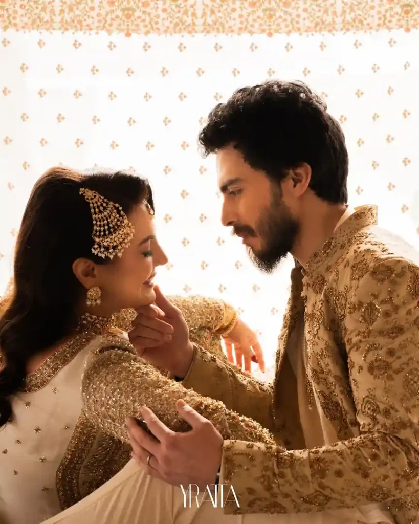 Reham Khan's Gorgeous Photoshoot To Celebrate His Anniversary
