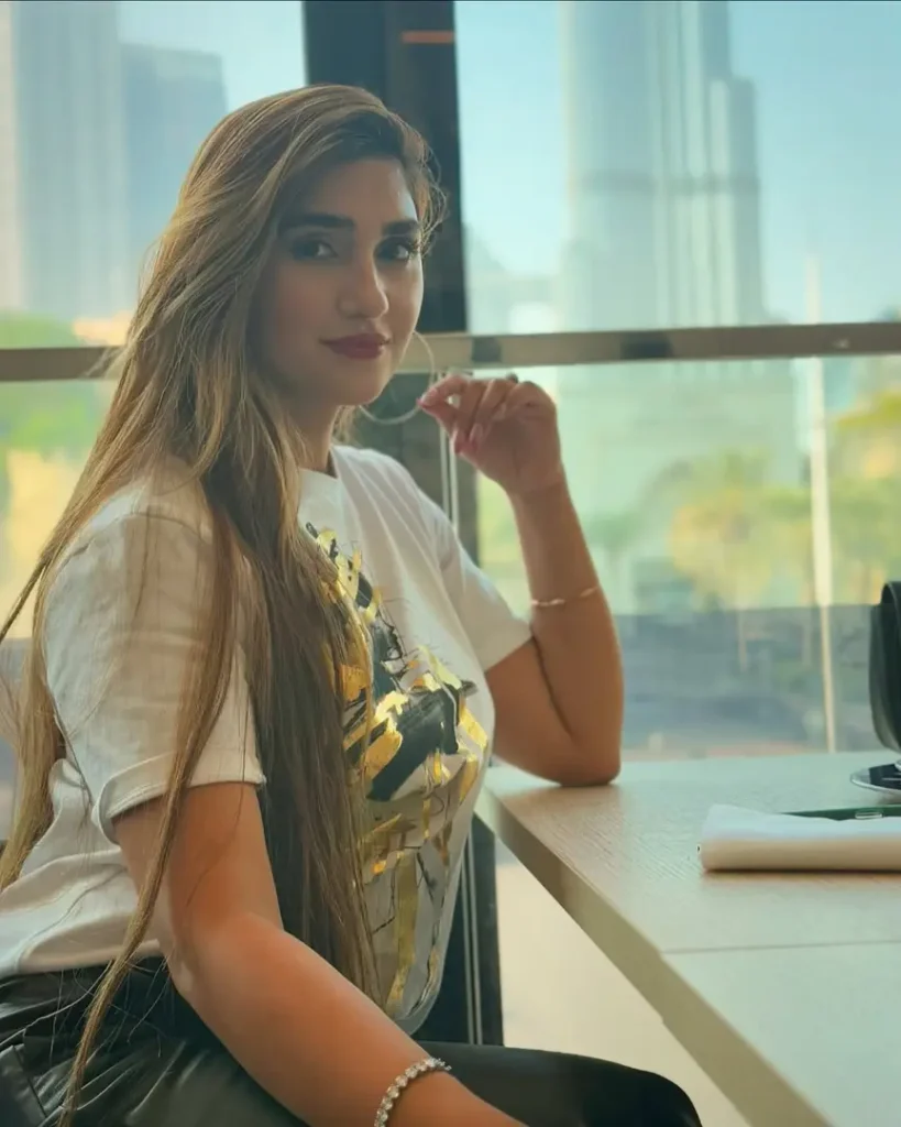 The Cute New Family Pictures Of Hassan Ali From Dubai