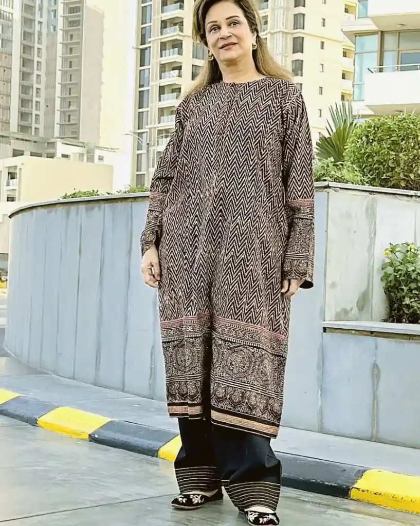 بشریٰ انصاری کا سردیوں میں جلد کا شاندار علاج