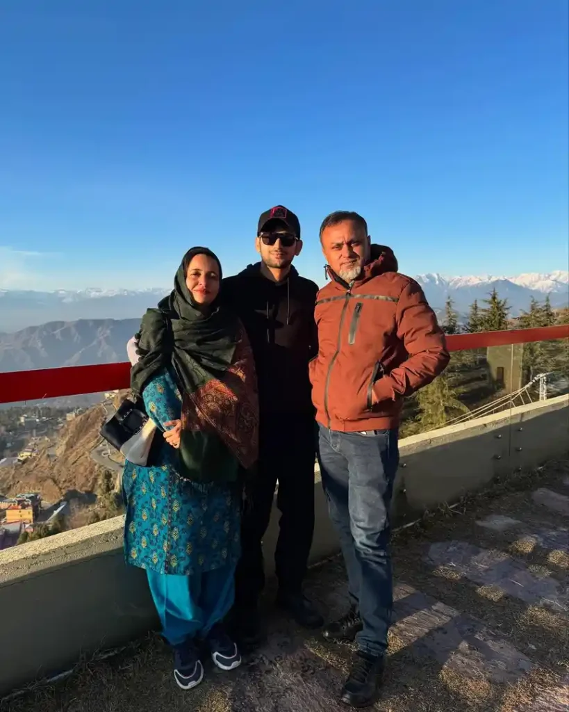 Adorable Family Pictures Of Maaz Safder & Saba Maaz From Swat