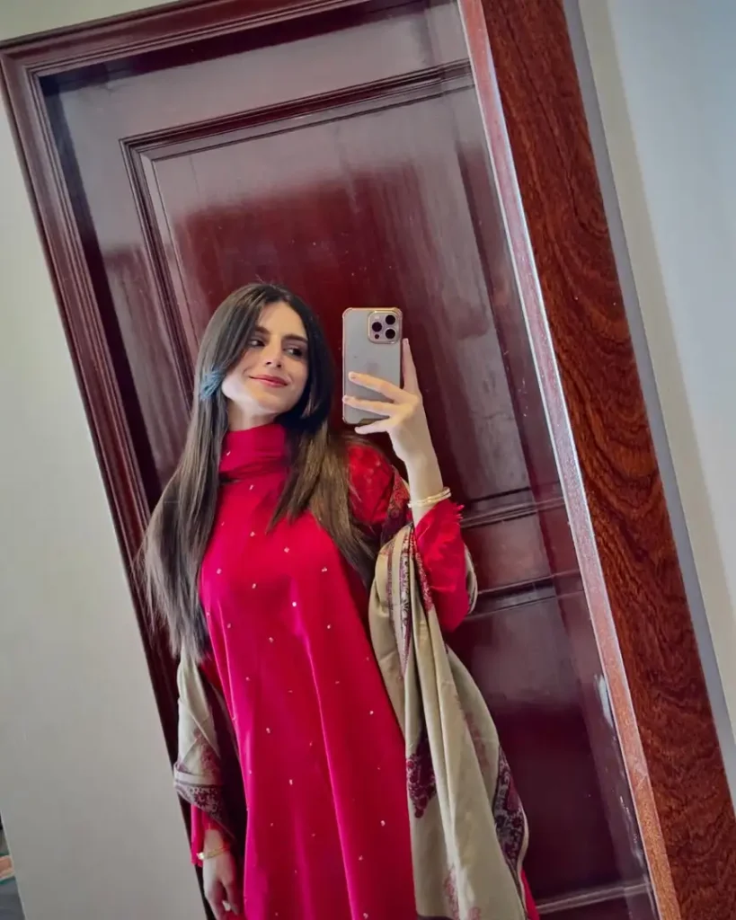 Adorable Family Pictures Of Maaz Safder & Saba Maaz From Swat