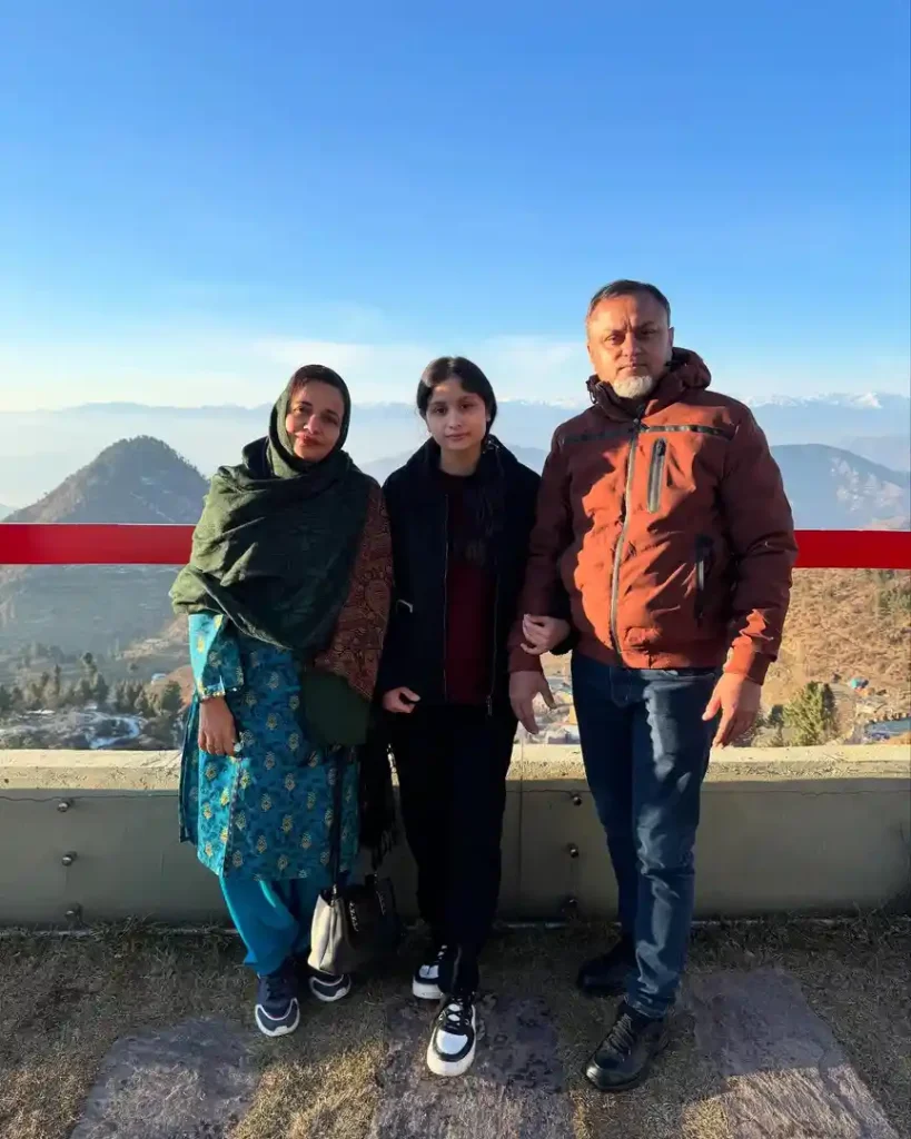 Adorable Family Pictures Of Maaz Safder & Saba Maaz From Swat