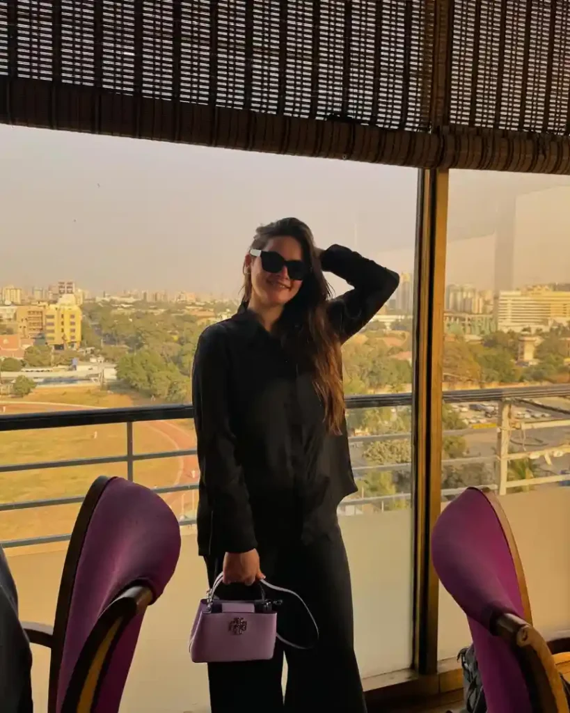 Adorable New Family Pictures Of Minal Khan
