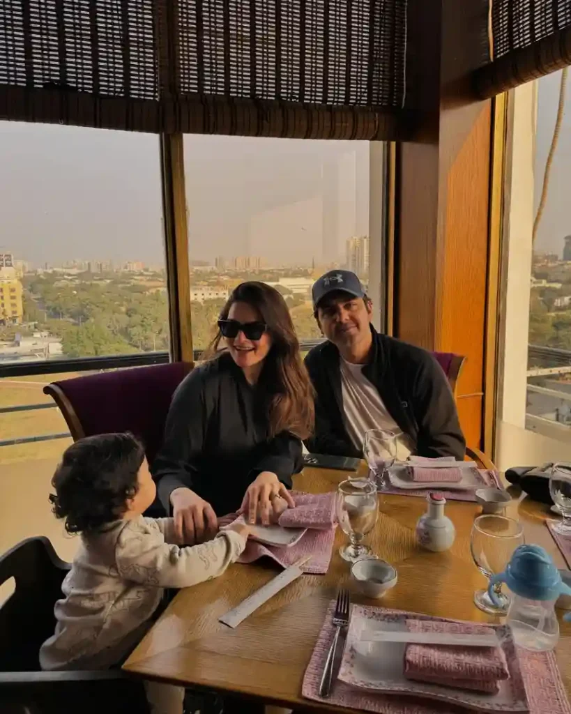 Adorable New Family Pictures Of Minal Khan