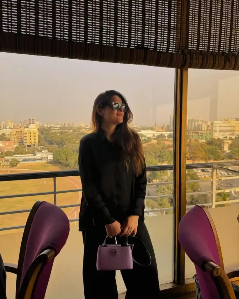 Adorable New Family Pictures Of Minal Khan