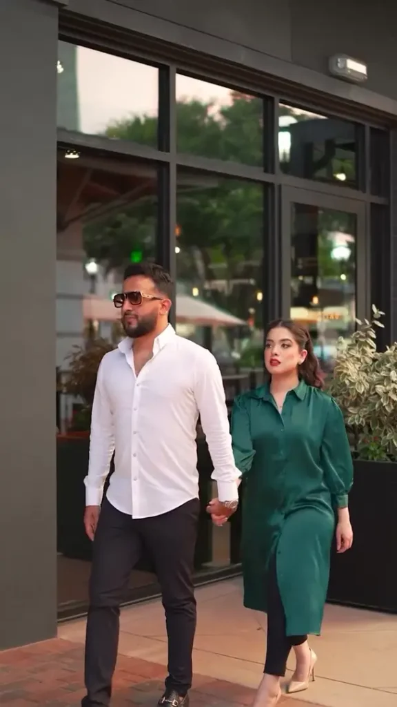 Arisha Razi Khan Lovely Pictures With Your Husband